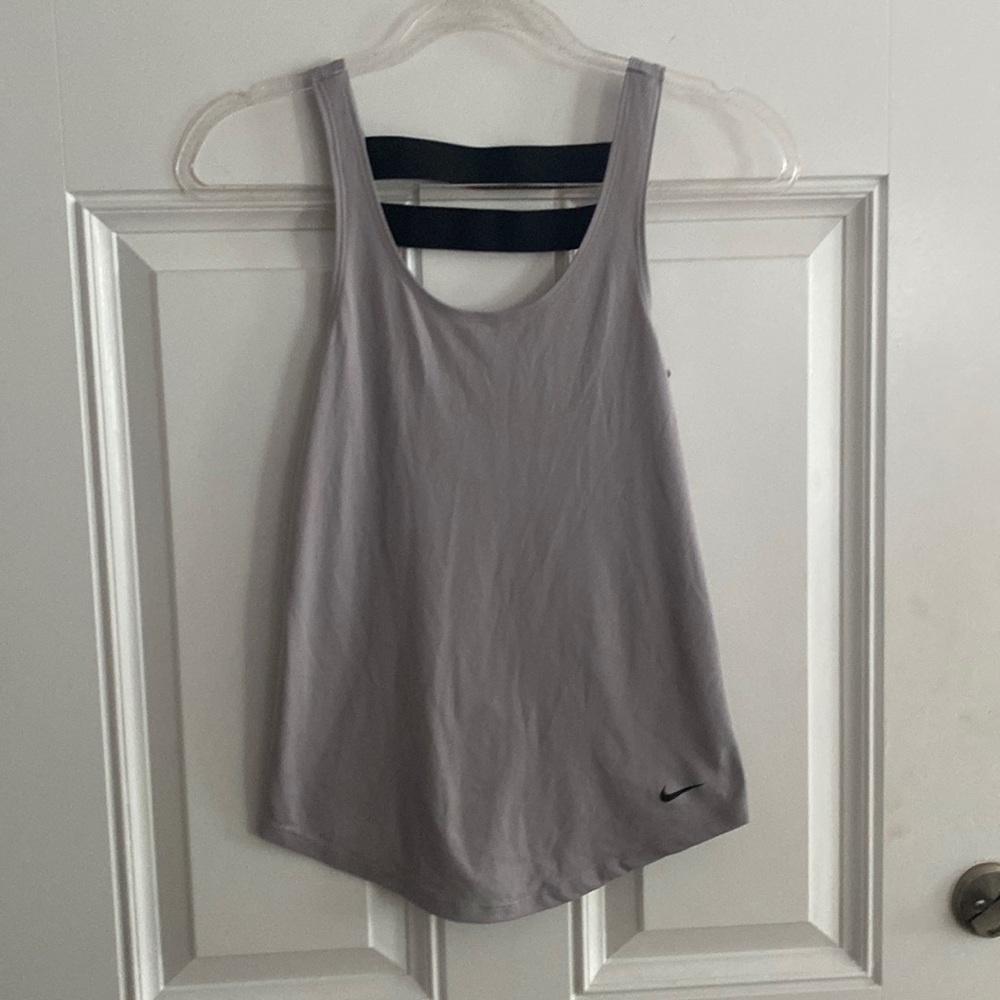 Nike workout top XS